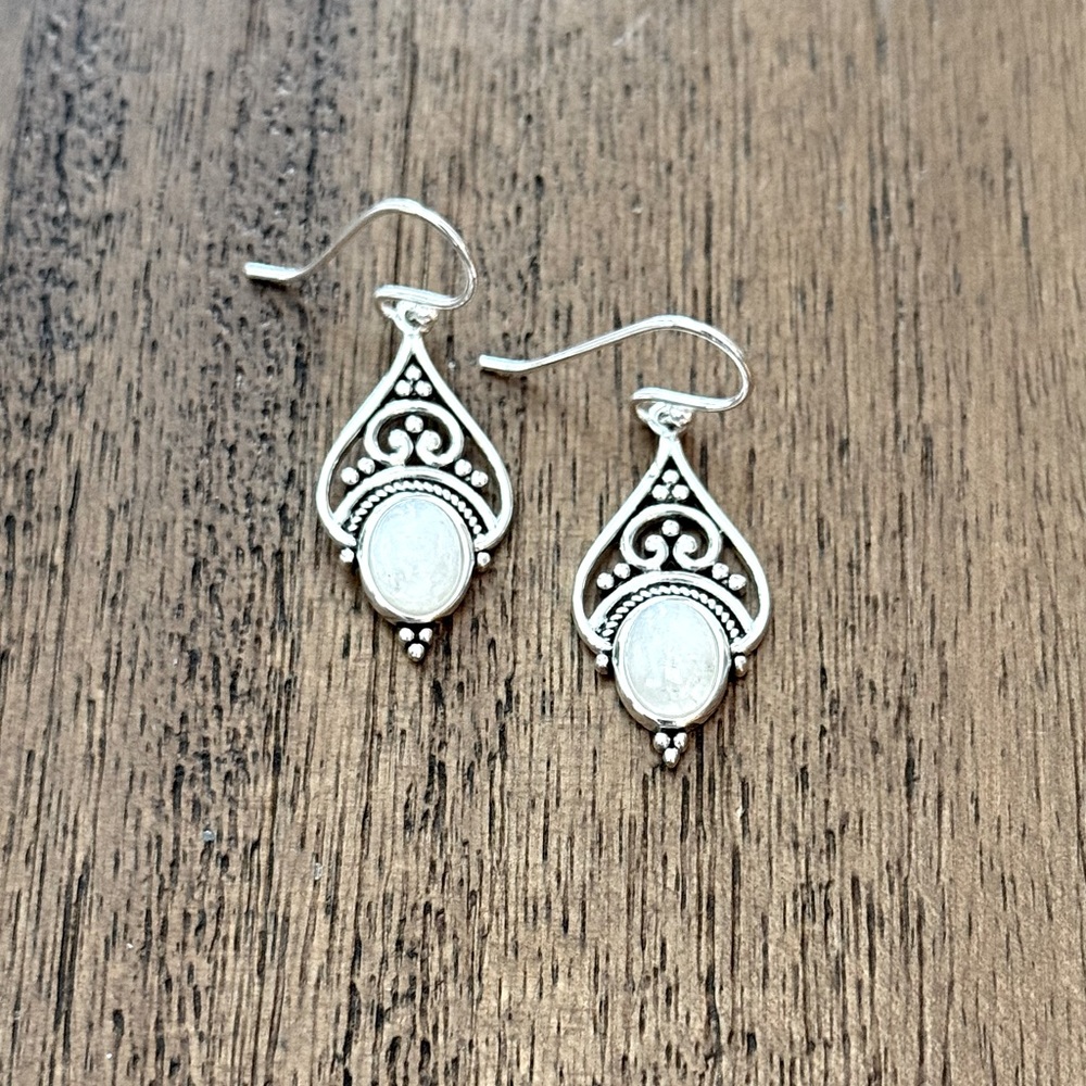 925 Sterling Silver Bali Moonstone Dangle Earrings! NEW!